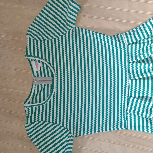 LuLaRoe Amelia Green White Striped Fit & Flare Causal Stretch Pockets Midi Dress - Picture 9 of 12